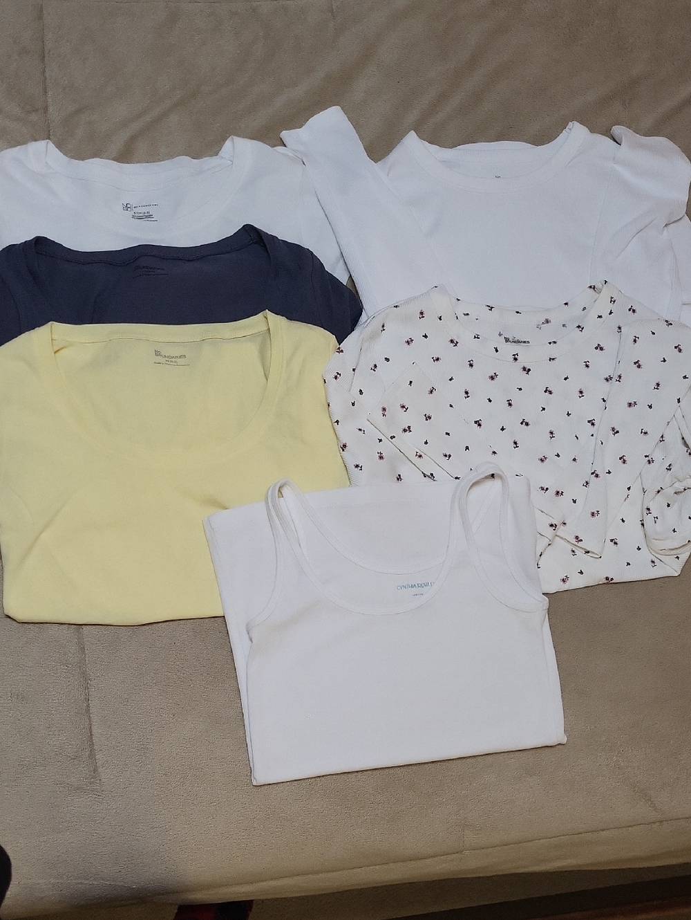 Mixed Women’s Tee & Tank Bundle — Small